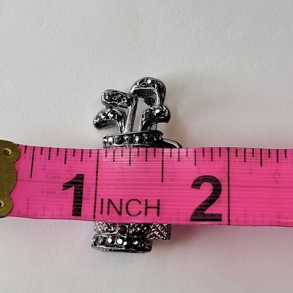 Women Golfers Brooch Pin - Picture 6 of 9